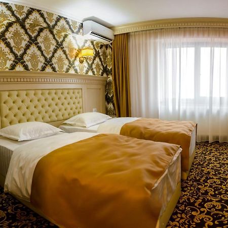 Little Orient Otel Brăila Dış mekan fotoğraf